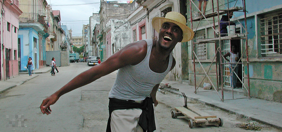 Model aus und in Kuba